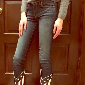 David Kahn Dark Wash “Brenda” Pencil Leg Jeans 25